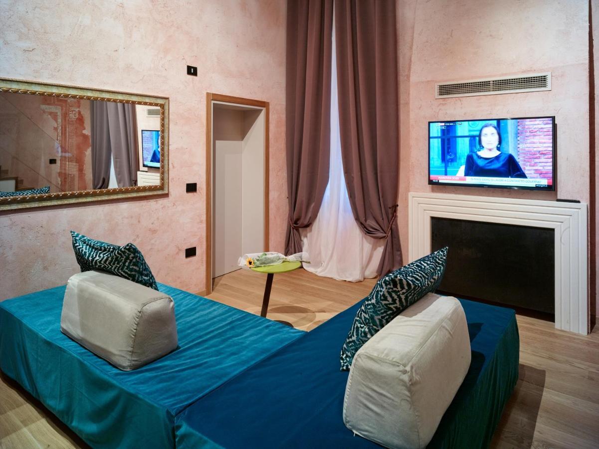 Ca' Dei Proverbi Suites - Wenice Deep Culture Venesia Bagian luar foto